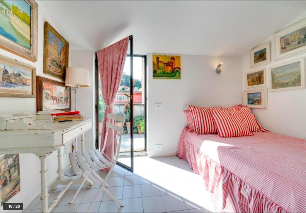 Luxury Art In Trastevere With Terrace Lägenhet