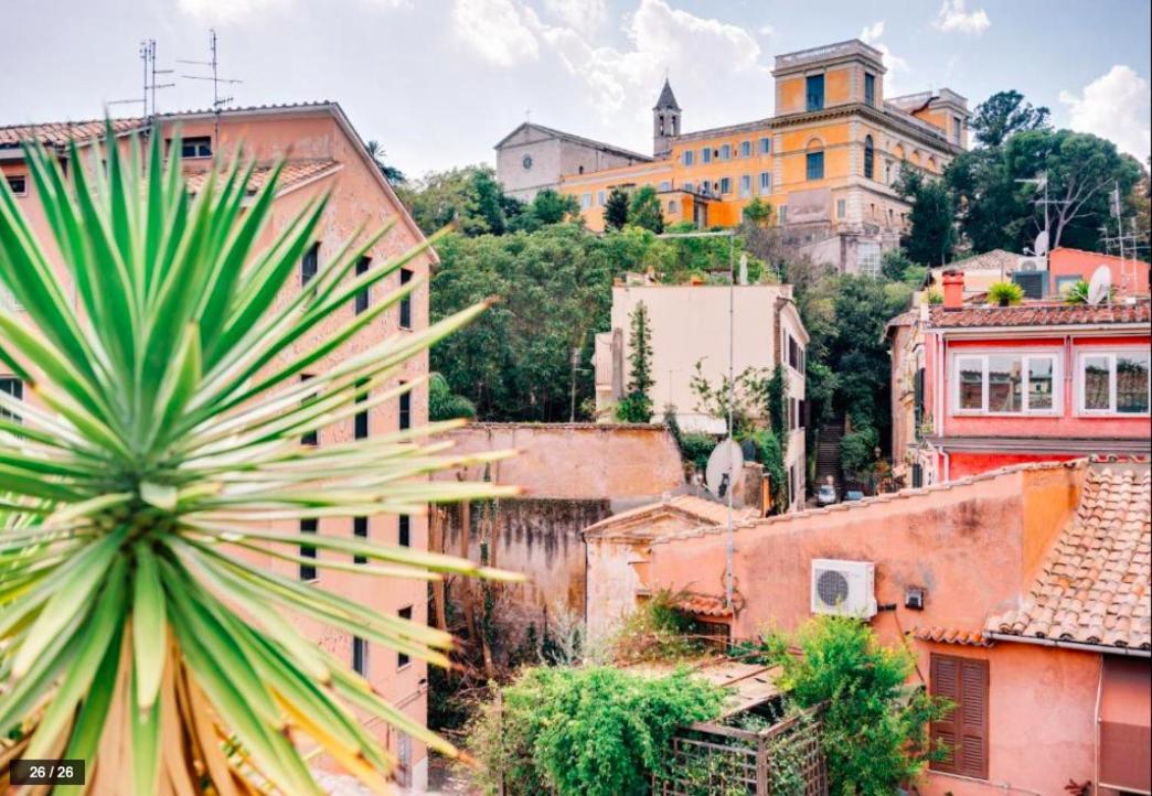 Luxury Art In Trastevere With Terrace Rom